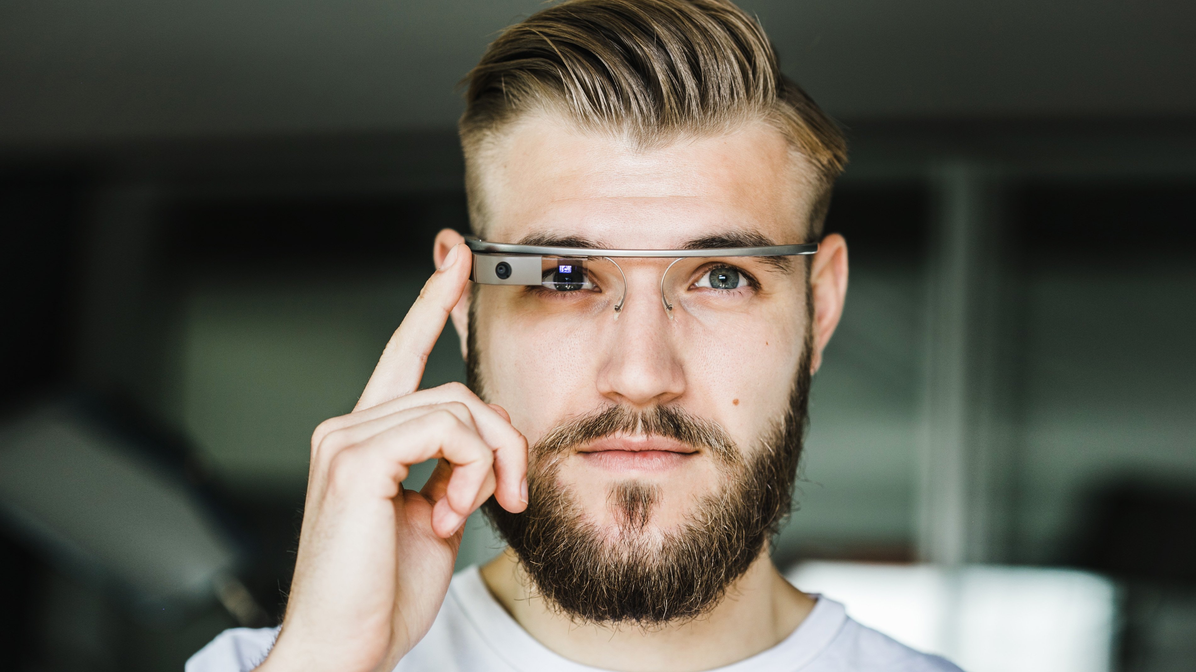 Smart Glasses Made Google Look Dumb. Now Facebook Is Giving Them a Try. -  The New York Times