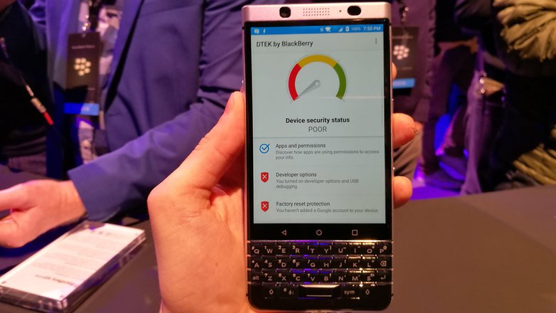 AndroidPIT BlackBerry KEYone security