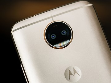 Review do Moto G5S Plus: mais c&acirc;mera e design, mas cedo demais