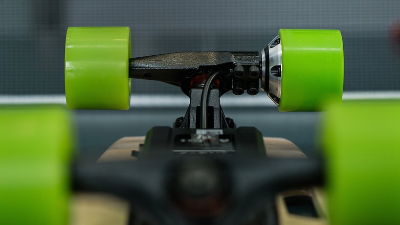 AndroidPIT archos sk8 electric skateboard boosted 9438