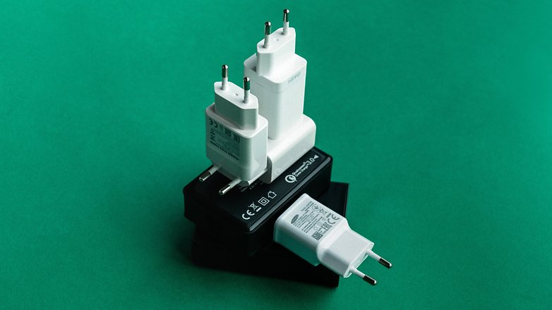 AndroidPIT fast chargers 9900