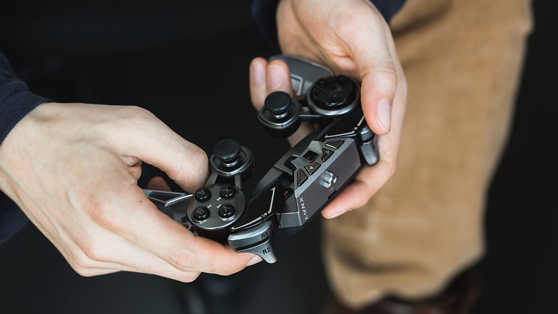 AndroidPIT game controller 5214