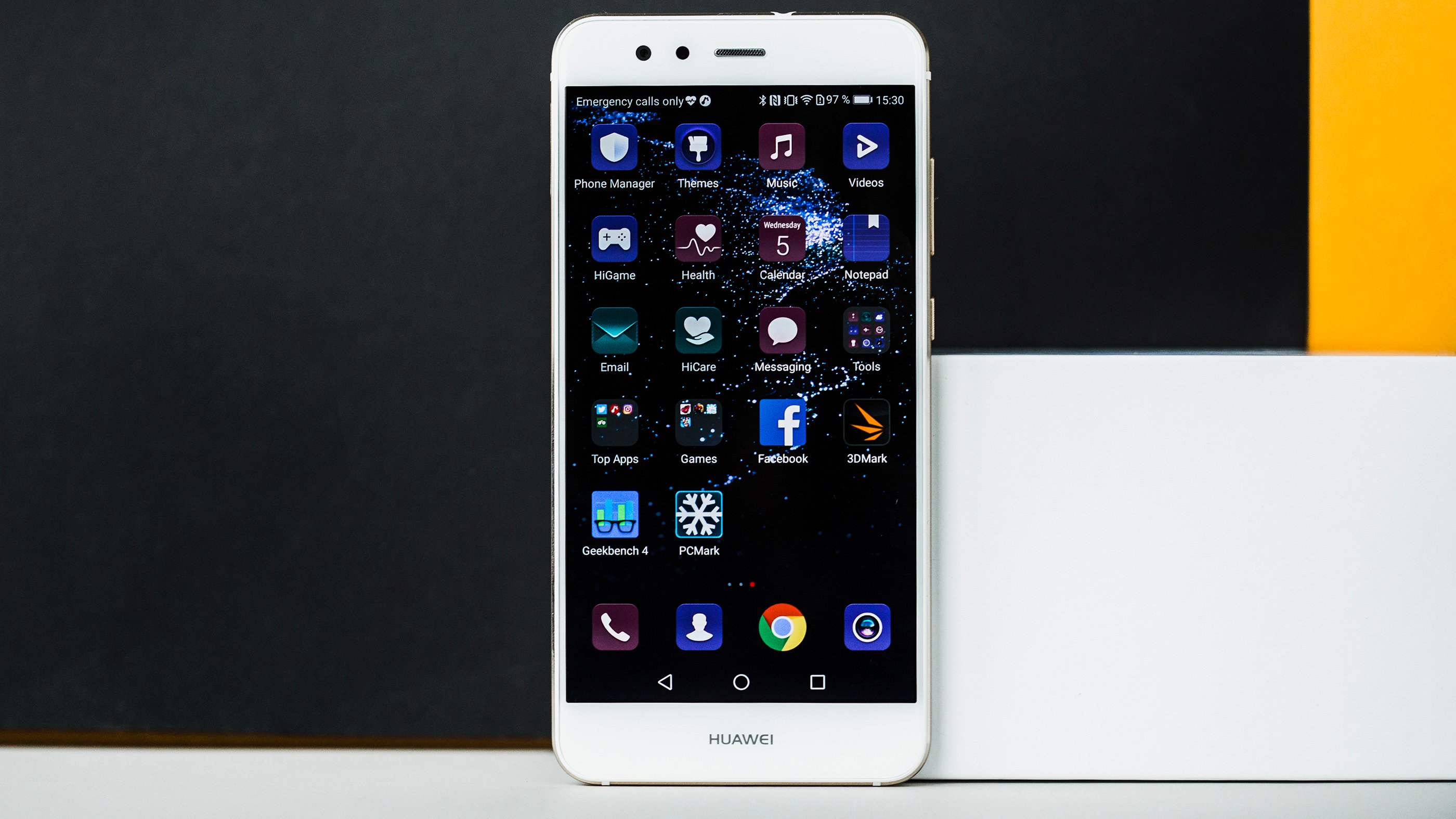 Test du Huawei P10 Lite : la version mini s'embourgeoise | AndroidPIT