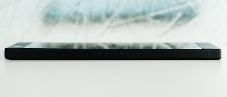 AndroidPIT razer phone 3042
