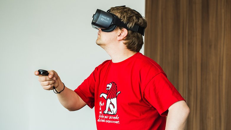 AndroidPIT samsung gear vr 2017 9010