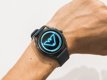 Smartwatch : Google s'attaque &agrave; Fossil et passe &agrave; la caisse