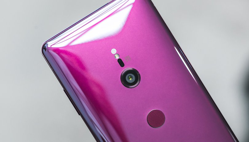 First Pictures Of The Sony Xperia Xz4 Compact Are Here And They Re Disappointing Nextpit