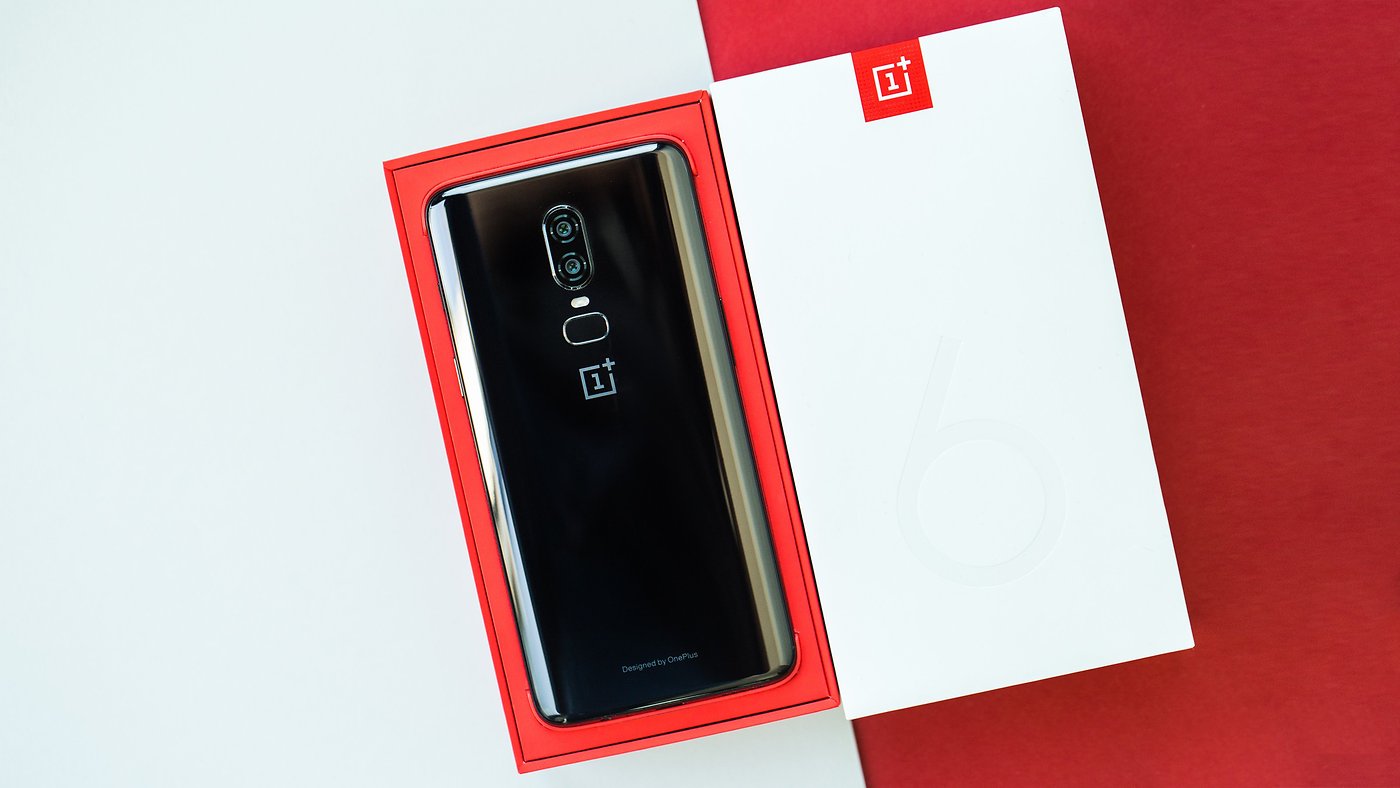 OnePlus 6 review: first-class smartphone, no surprises