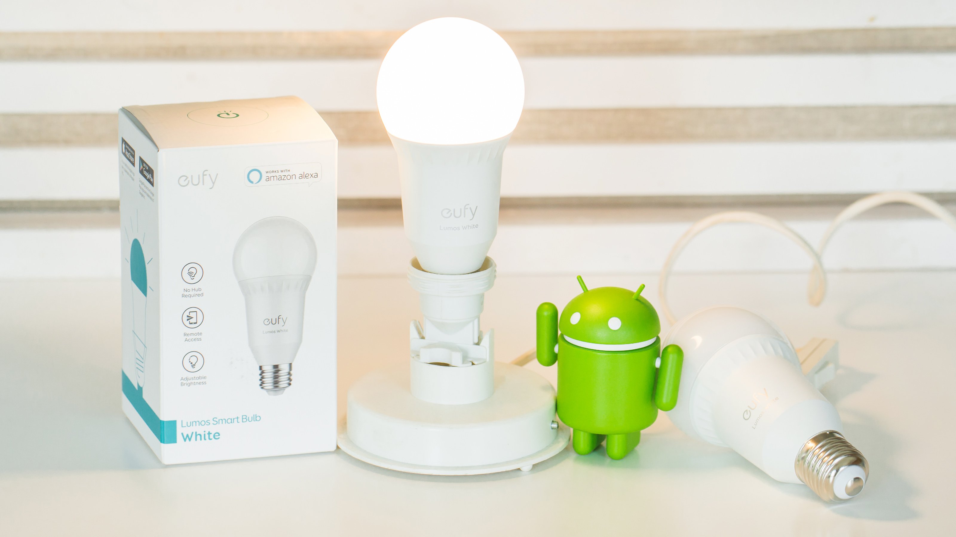 Lumos Smart Bulbs: an effective bridge-less alternative