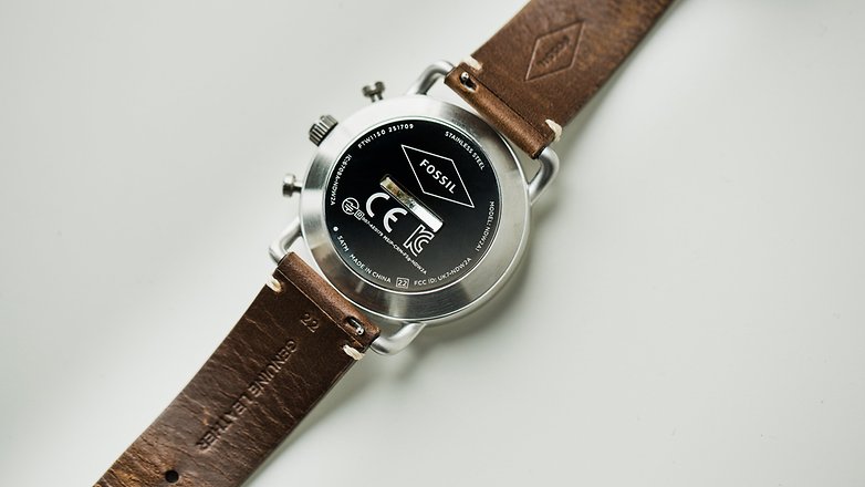 fossil hybrid smartwatch commuter review