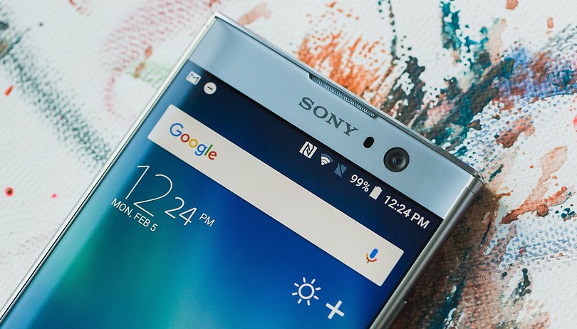 Xperia XA2 chega por R$ 1.699 no kit com microSD de 32GB e fone over-ear