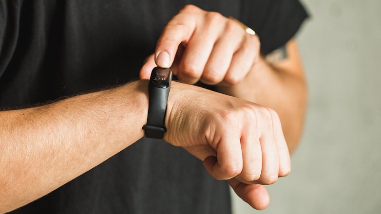 AndroidPIT Xaomi Mi Band 3 9407
