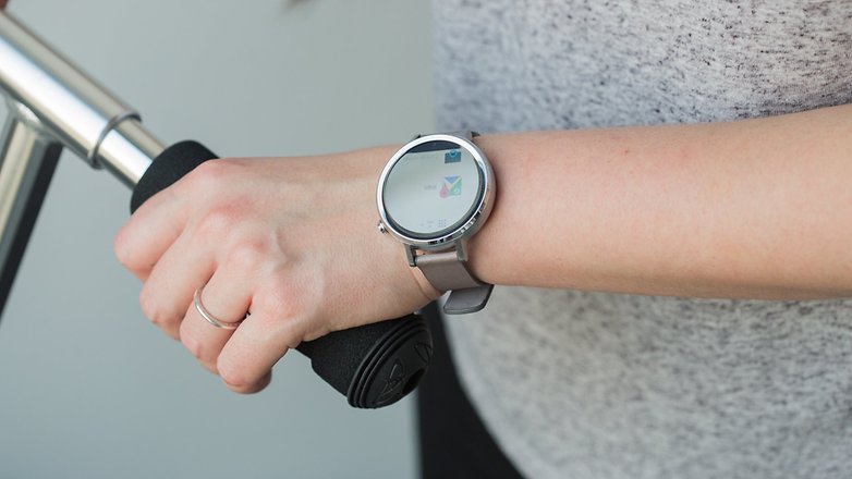 AndroidPIT moto 360 2015 33