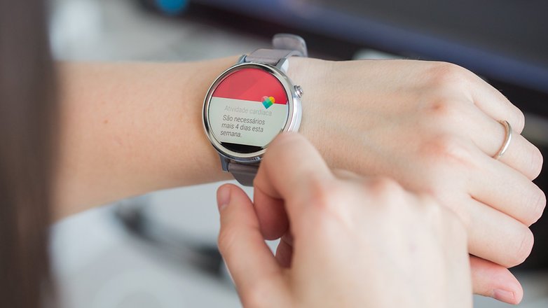 AndroidPIT moto 360 2015 5