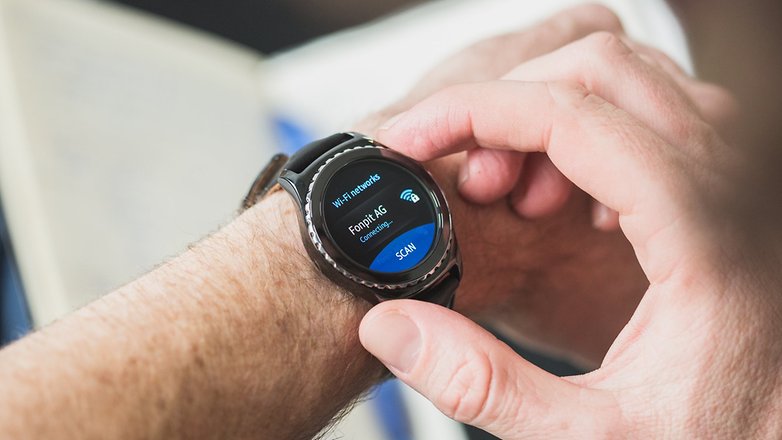 androidpit Samsung Gear S2 13