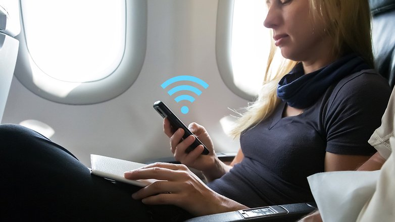 AndroidPIT-WIFI-on_the_plane-w782 حل مشکل وای‌فای گوشی‌‌های هوشمند با این چند روش‌ ساده  