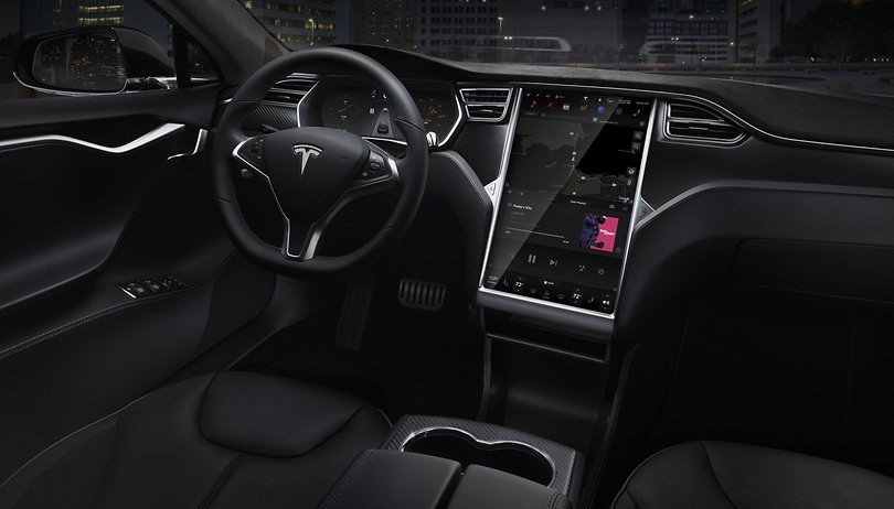 Vom Wohnzimmer Ins Auto Tesla Kündigt Atari Spiele