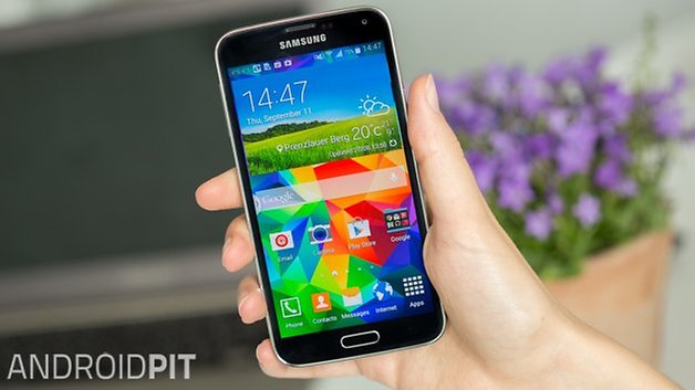 Samsung Galaxy S5 flowers