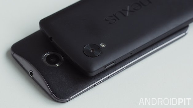 MotoX vs Nexus5 2014 8