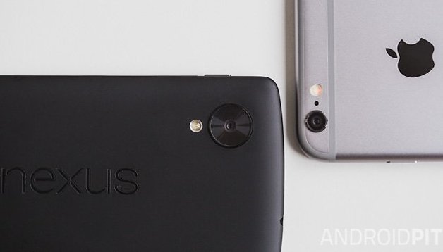 Nexus 5 vs iPhone 6: gallina vecchia fa buon brodo?