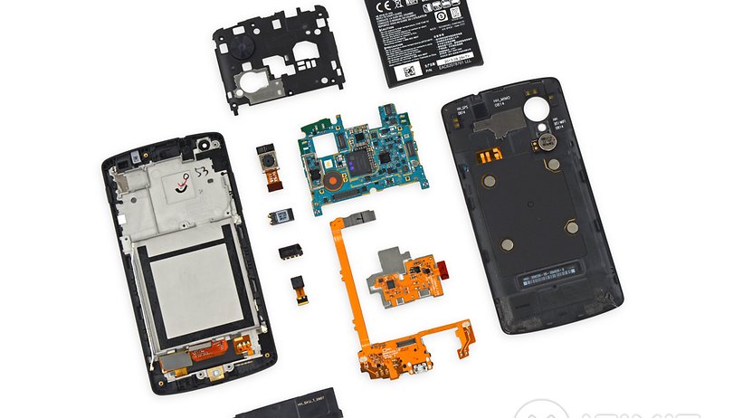 Ce monsieur a installé un lecteur microSD dans son Nexus 5
