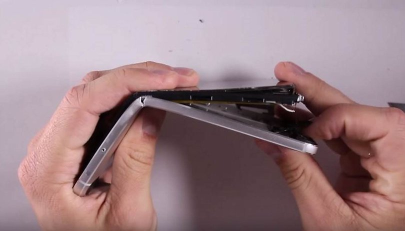 ¡Vuelve el #Bendgate! El Nexus 6P se dobla con la mano