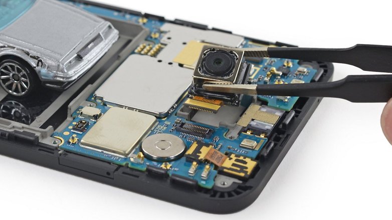 dentro smartphone 00