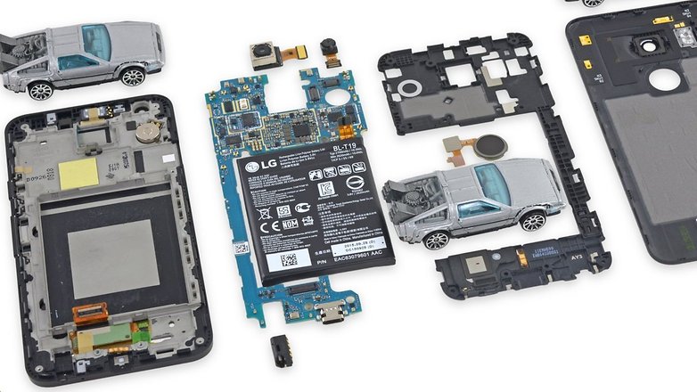 dentro smartphone 02