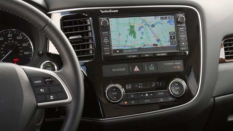 2014 mitsubishi outlander interior
