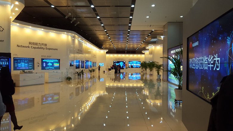 Huawei Tour uemit
