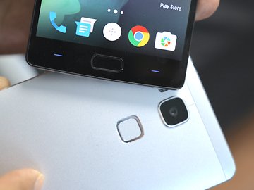 Showdown der Fingerabdruck-Scanner: OnePlus 2 vs. Huawei Ascend Mate 7