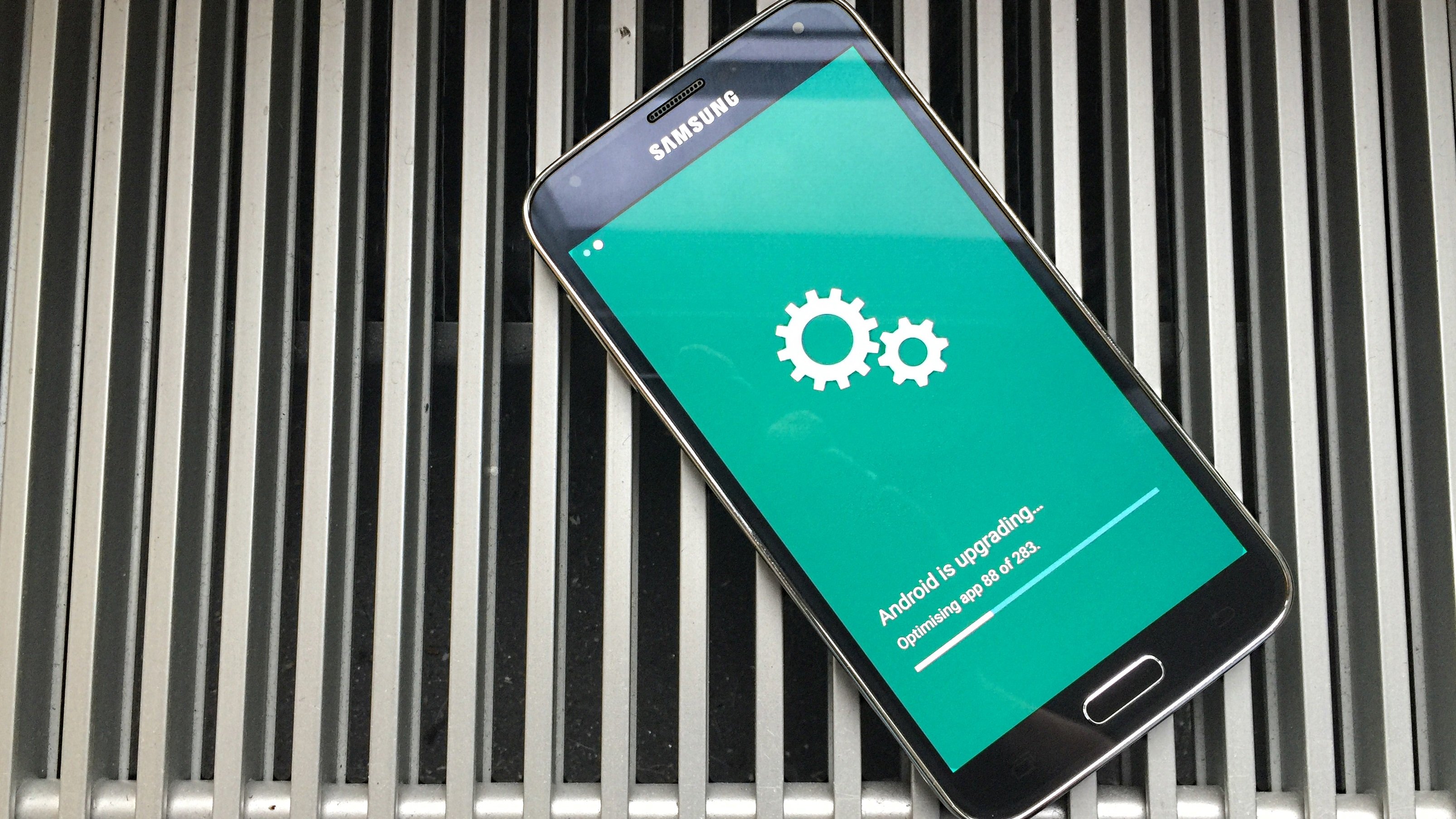 Annoteren Verdienen Gevaar How to install Android Nougat on the Samsung Galaxy S5 | NextPit