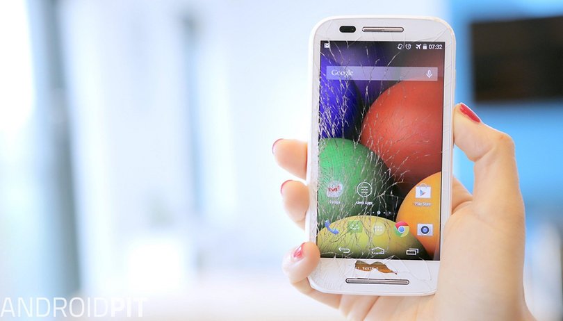 Finalmente ciência explica por que smartphones caem com a tela virada para baixo!