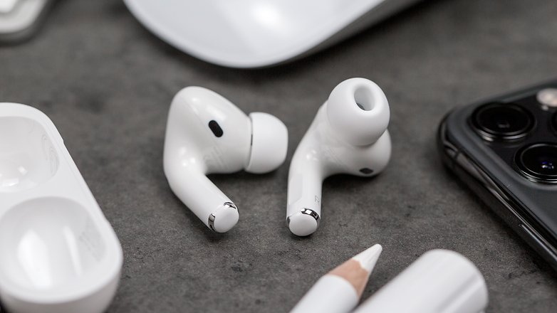 AirPods Pro: Apple launches Service Program | NextPit