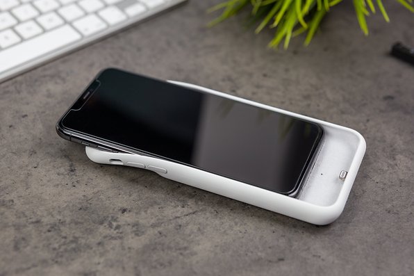 apple charging phone case iphone 11
