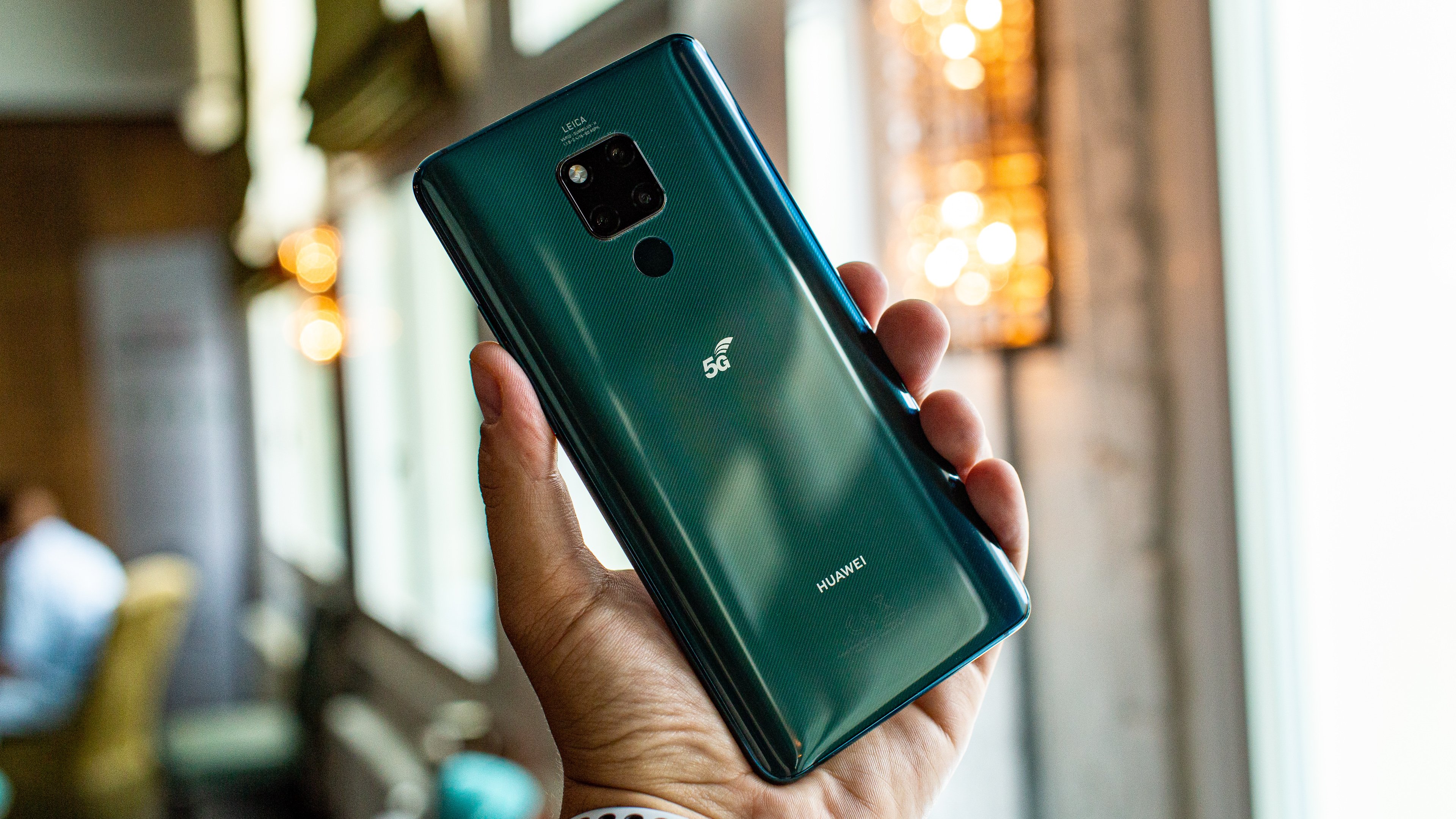 ergens Succesvol Sociaal Mate 20 X 5G review: Huawei gets a head start | nextpit