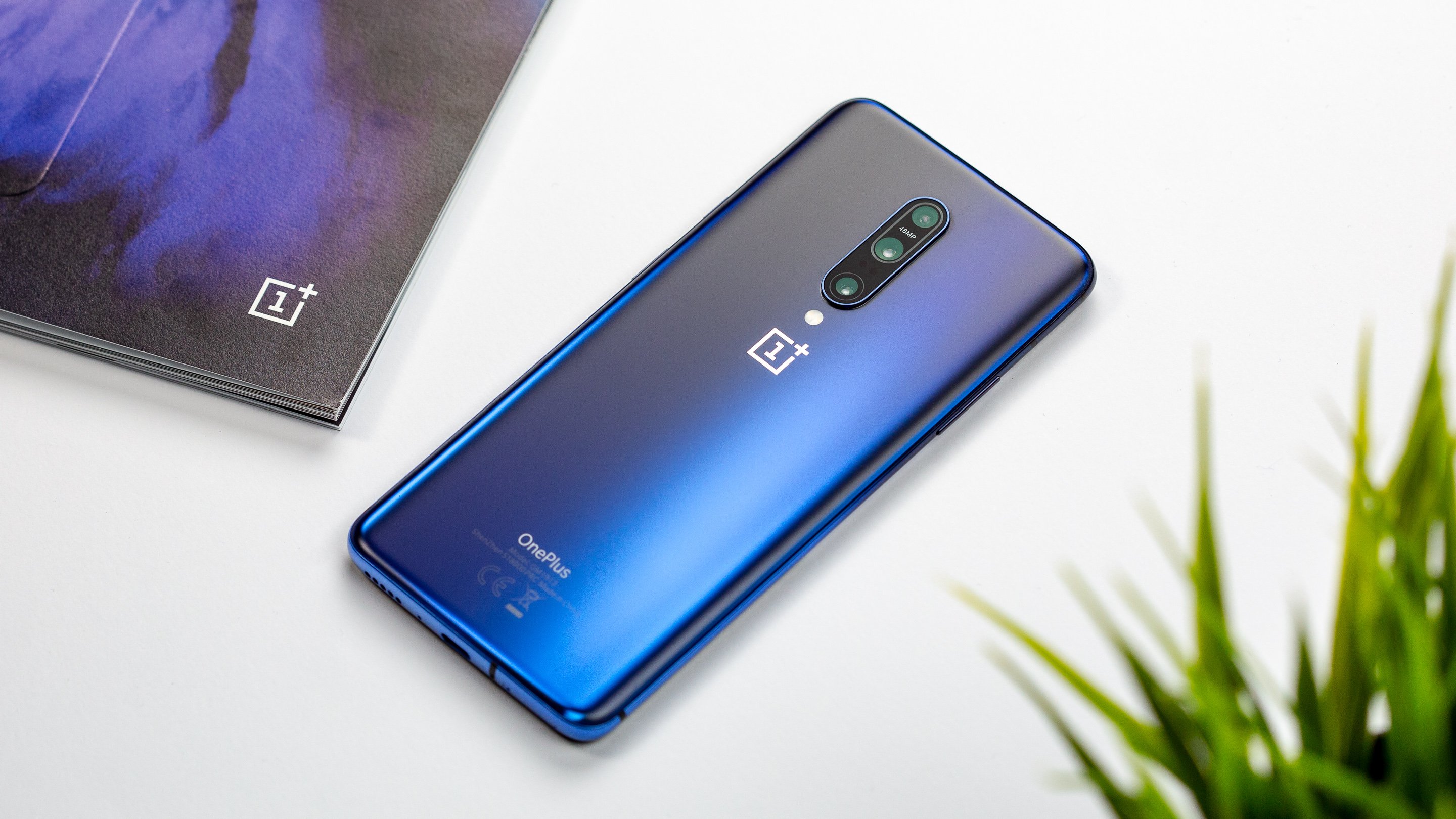 how to put a gps tracking on a smartphone OnePlus 7