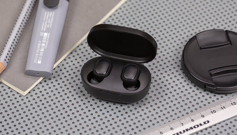 Redmi AirDots review: impossible to find better for 30 bucks