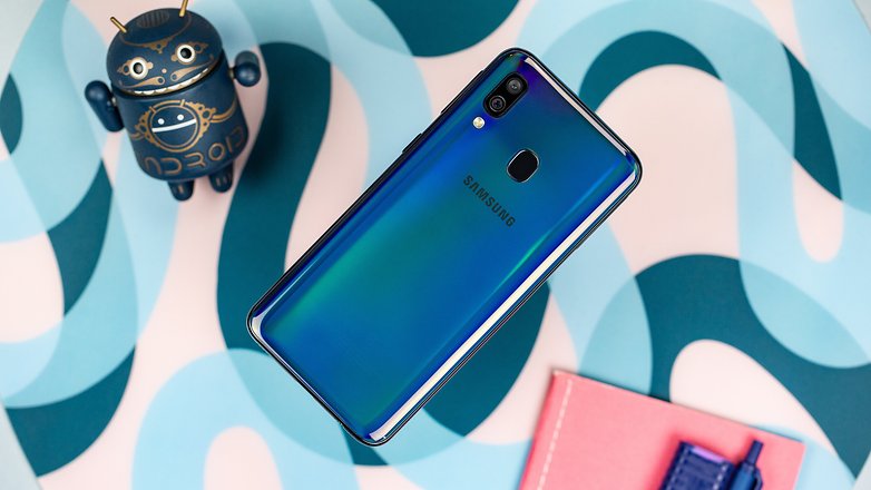 androidpit samsung galaxy a40 hero blue