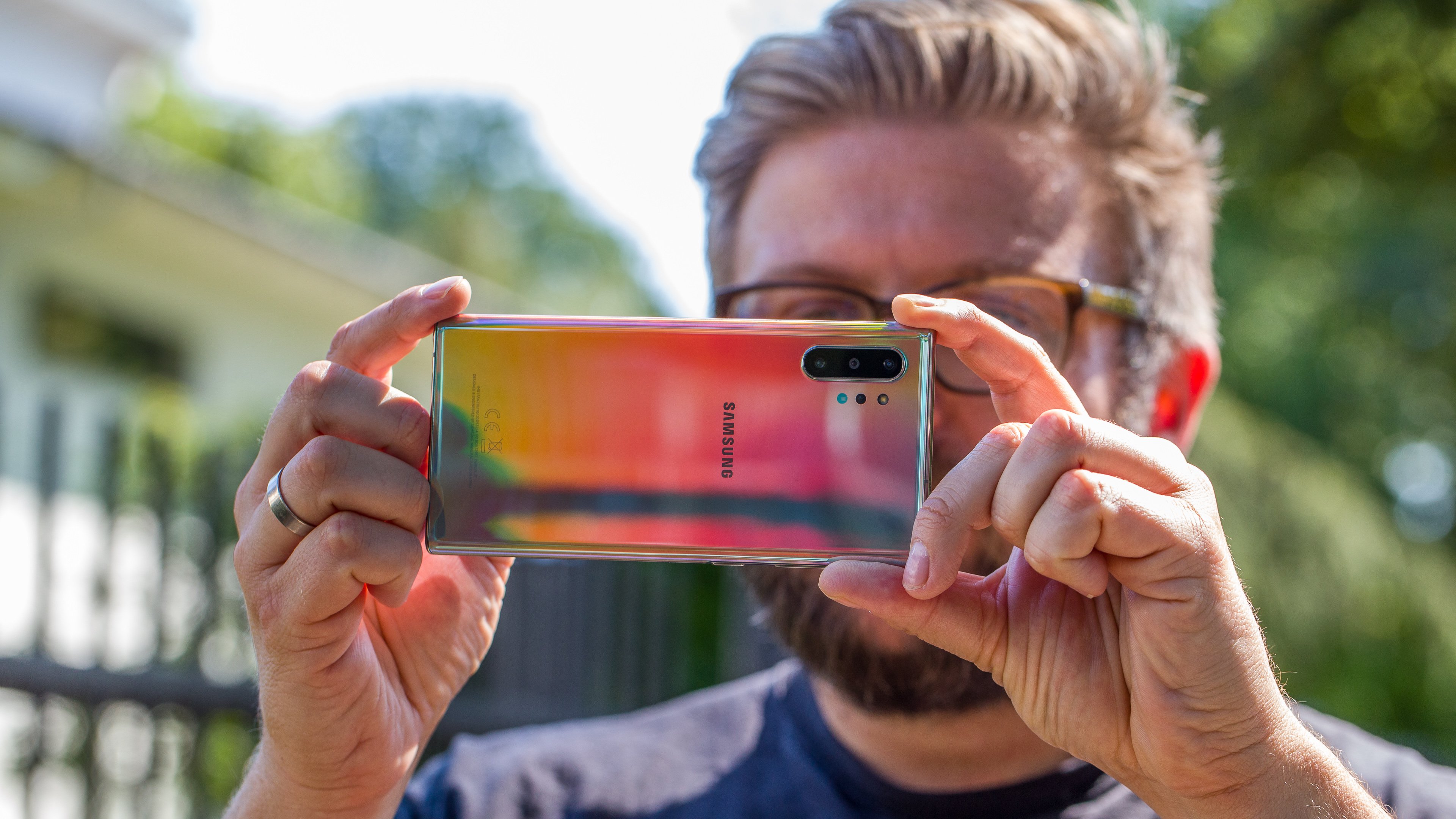 Galaxy Note 10 5G claims top spot in DxOMark's camera tests