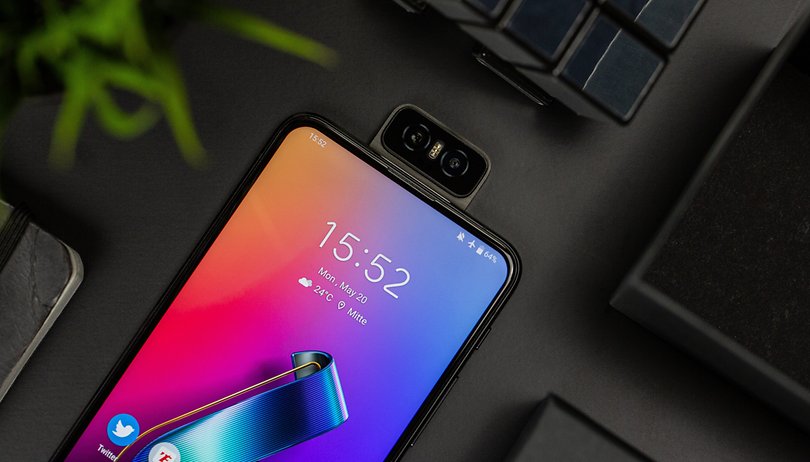 Asus ZenFone 6 vs OnePlus 7: the outsiders' duel