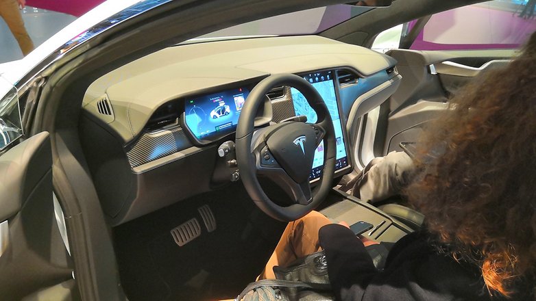 androidpit tesla inside