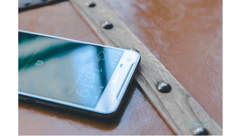 htc one x9 glaspanele oben