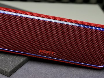 Review da caixa de som Sony SRS-XB31: som, batida e luzes