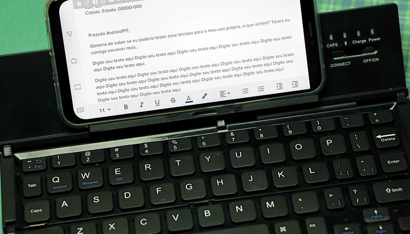 Review do teclado portátil sem fio CL-888: vale a pena trabalhar de um smartphone?