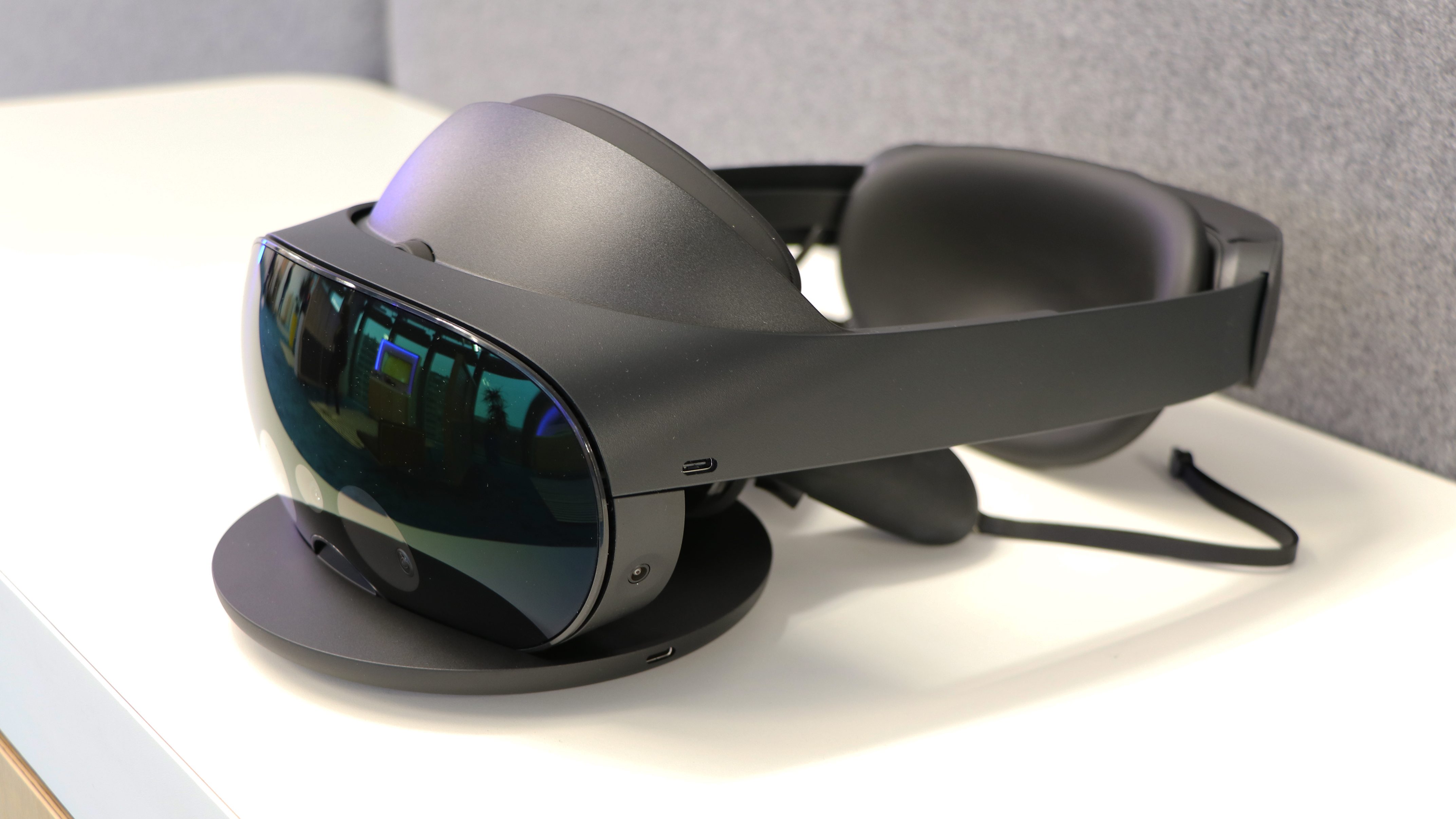 Meta's $500 Quest 3 targets consumer mixed reality