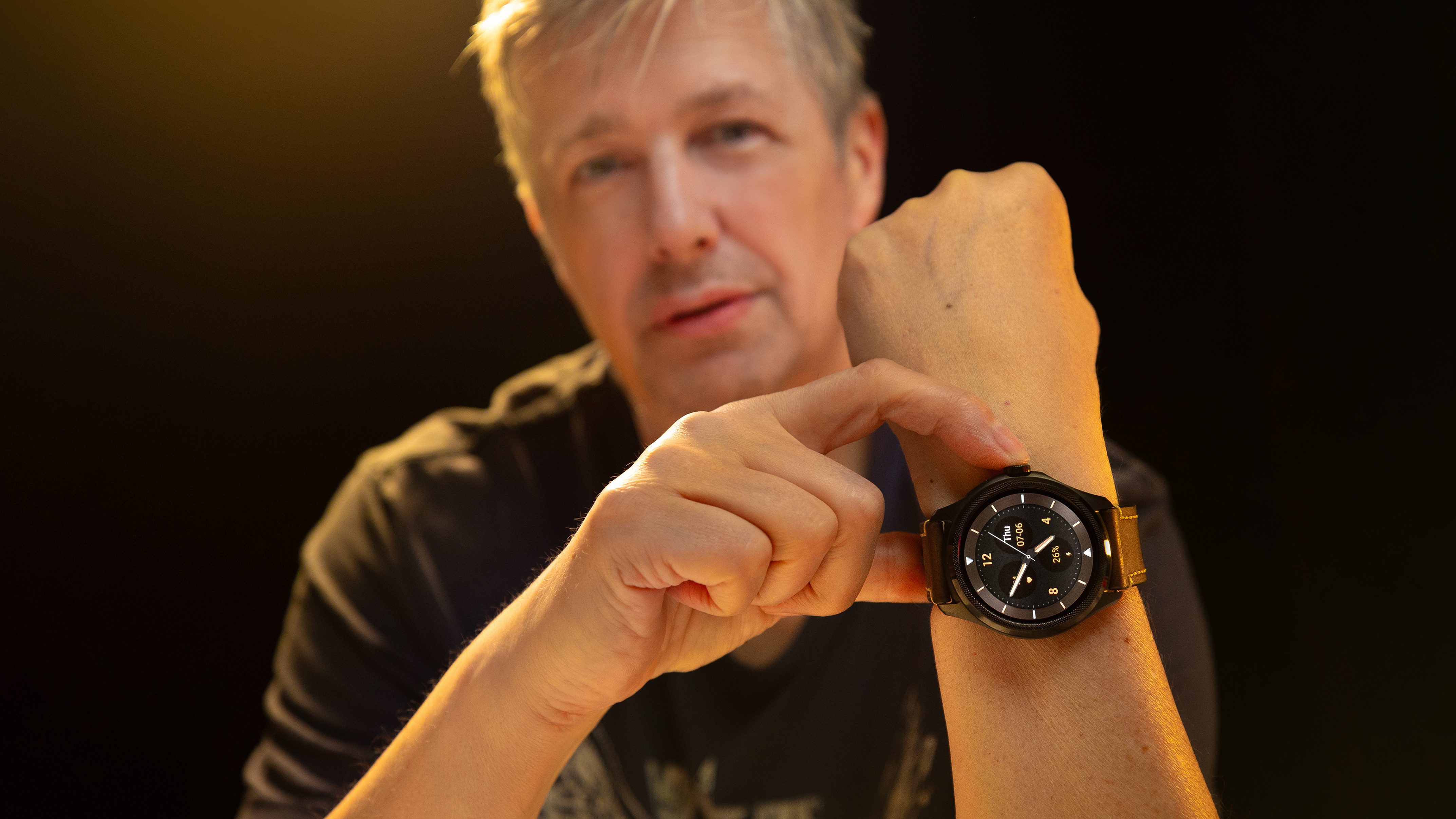 TicWatch Pro 5 Mobvoi スマートウォッチ WearOS3 - 腕時計(デジタル)