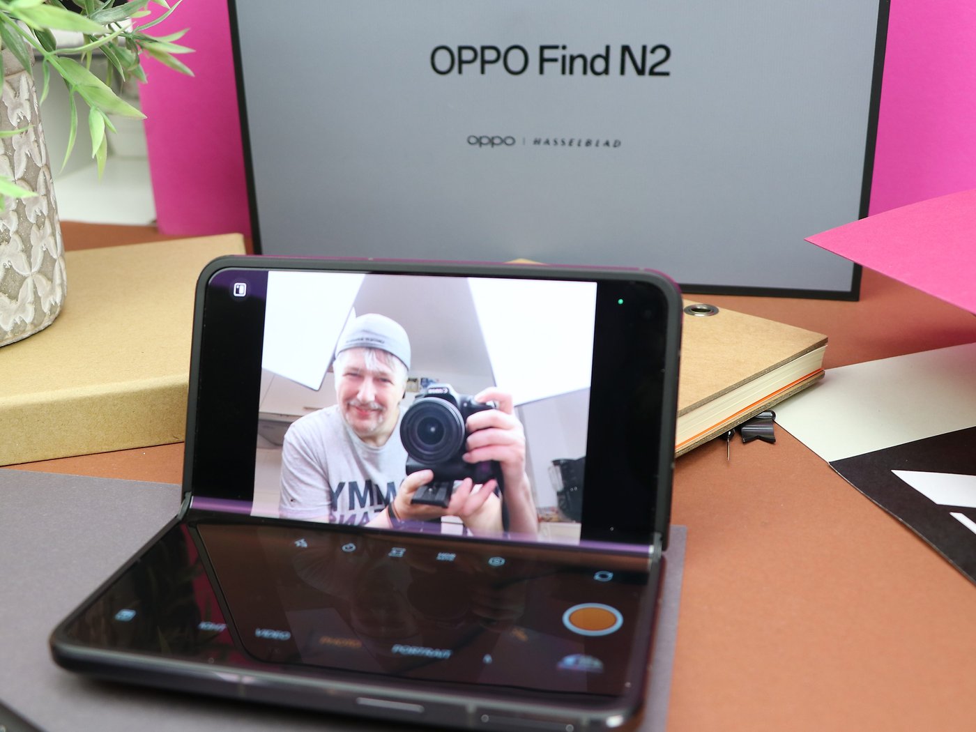 Oppo Find N2 Flip Hands On Impressions 
