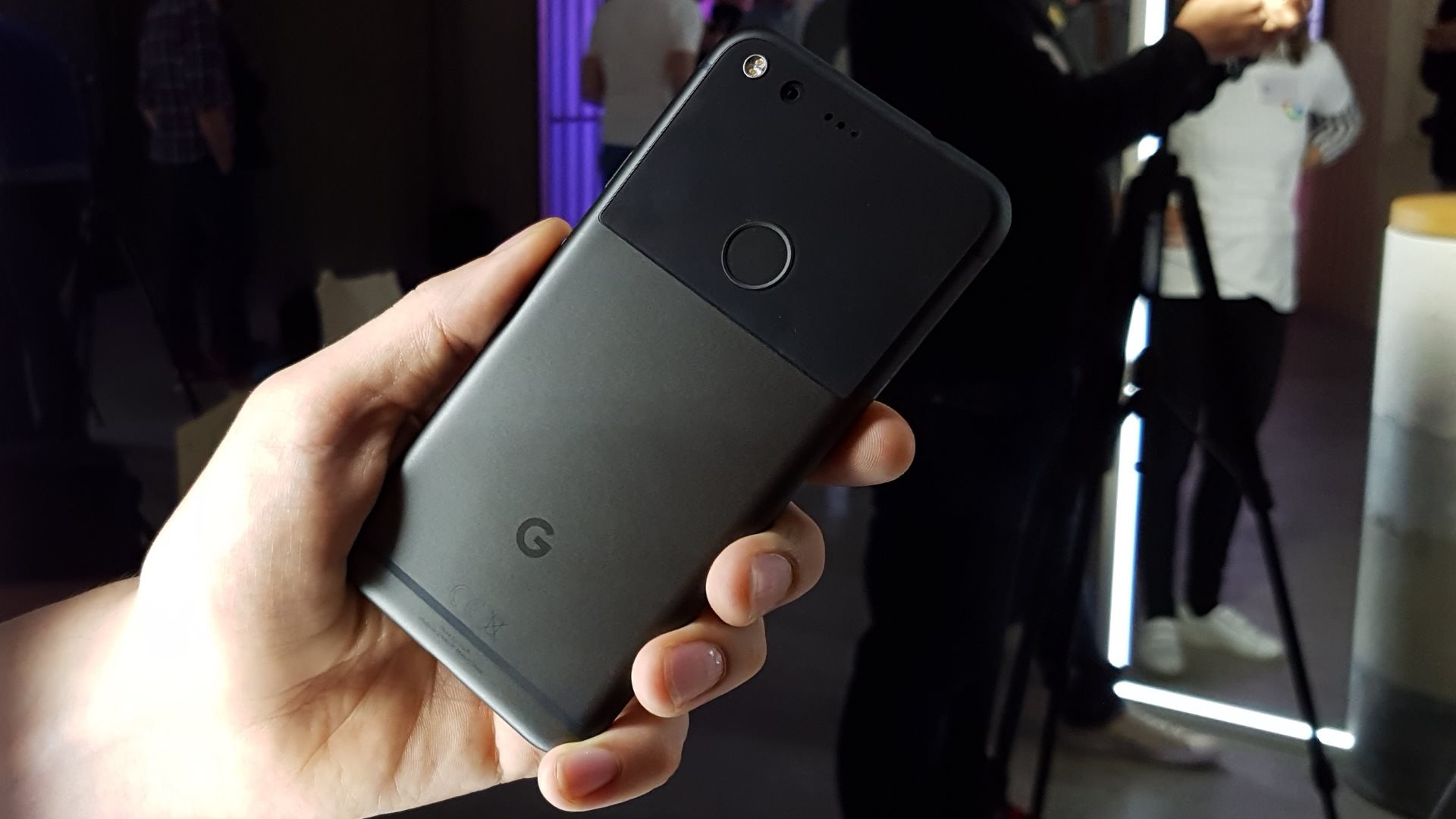 Hands-on Google Pixel: first impressions of the Google flagship ...