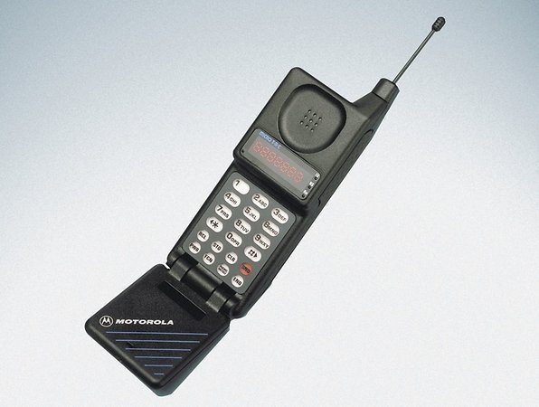 Hello Moto: Die Handy-Highlights Von Motorola In Den 90Er & 2000Ern |  Nextpit